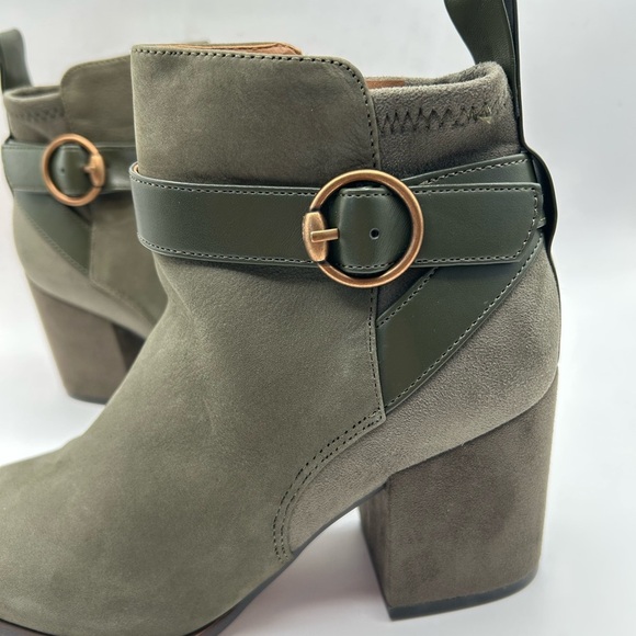 New Vionic Tenley Olive Green Suede Leather Heeled Ankle Booties Square Toe 7 - Picture 8 of 12